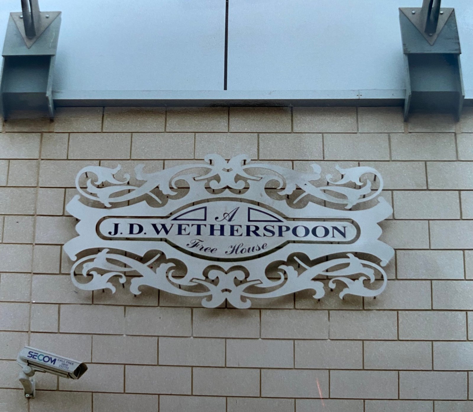 Premium quality bespoke signs and neon detail